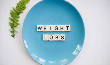 Weight Loss: स्वस्थ आदतें अपनाकर वजन घटाएं