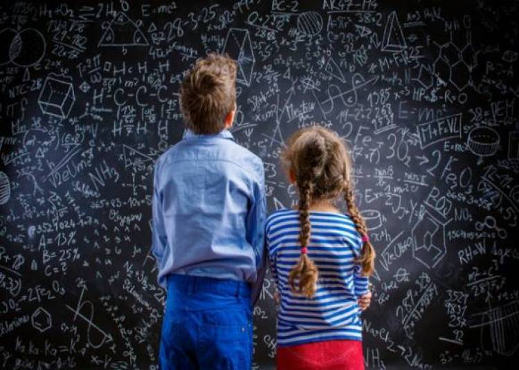 गणित हल करने में एक जैसी होती है लड़कों और लड़कियों की दिमागी क्षमता