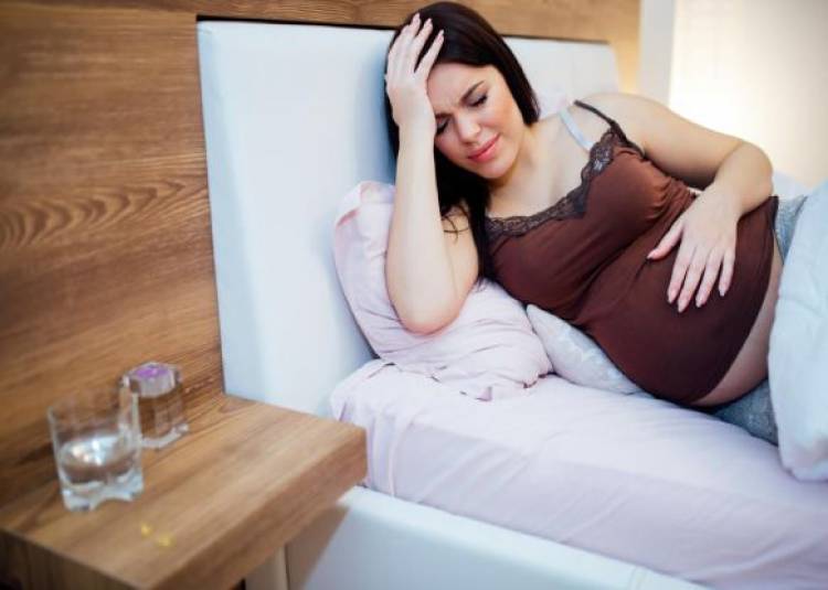 गर्भावस्था के दौरान 50 फीसदी महिलाएं पीड़ित होती हैं इस बीमारी से, यहां लें जानकारी व सामान्य उपाय