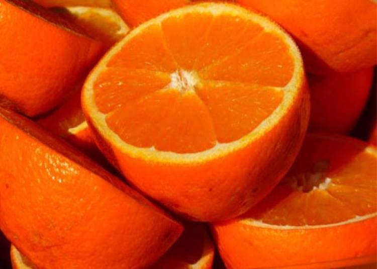 सर्दियों का सुपरफ्रूट होता है संतरा, दूर करें इससे जुड़े कुछ भ्रम
