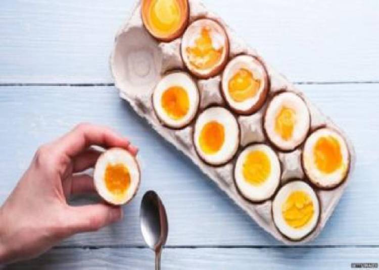 संडे हो या मंडे रोज खाएं अंडे, रोजाना खाने से सेहत को ऐसे लाभ मिलता है  