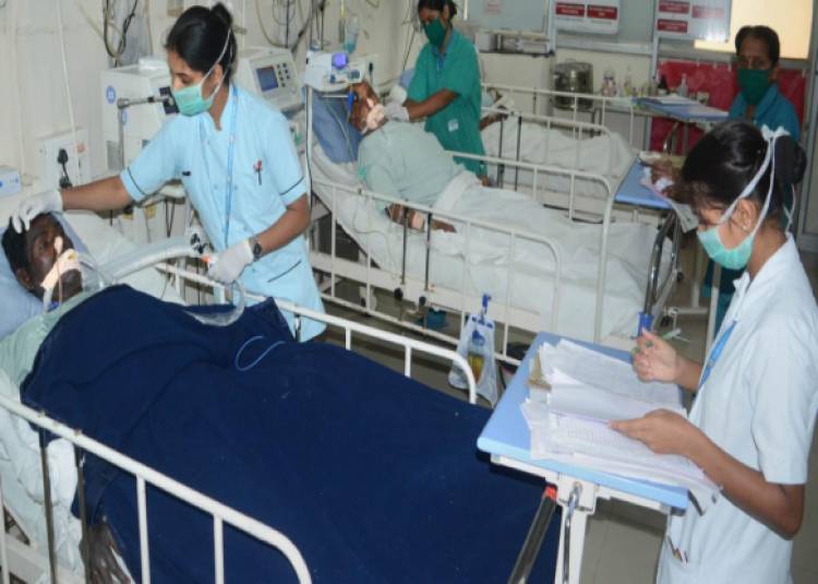 Special Report: महामारी के दौर में नर्सों की न करे अनदेखी सरकार