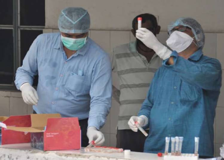 Coronavirus Latest Update: जानिए भारत में कुल कितने मरीज हैं और कितनी मौतें हुईं