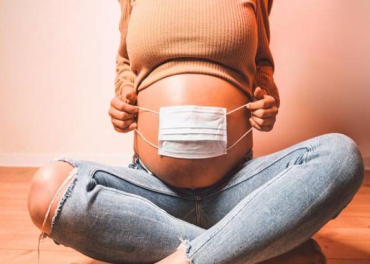 कोरोना महामारी में गर्भवती महिलाओं को रखना होगा विशेष ध्यान: एक्सपर्ट की खास सलाह