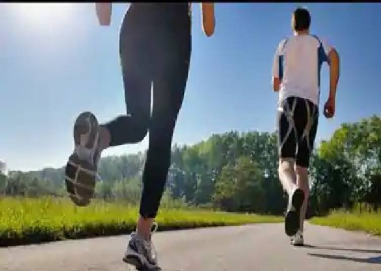 हड्डियों के लिए चलने से बेहतर है दौड़ना, जानें क्या कहता है शोध