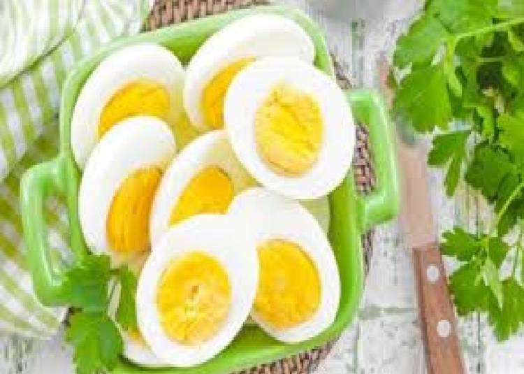 जरूरत से ज्यादा अंडे खाने से बढ़ जाता है इन खतरनाक बीमारियों का खतरा: शोध