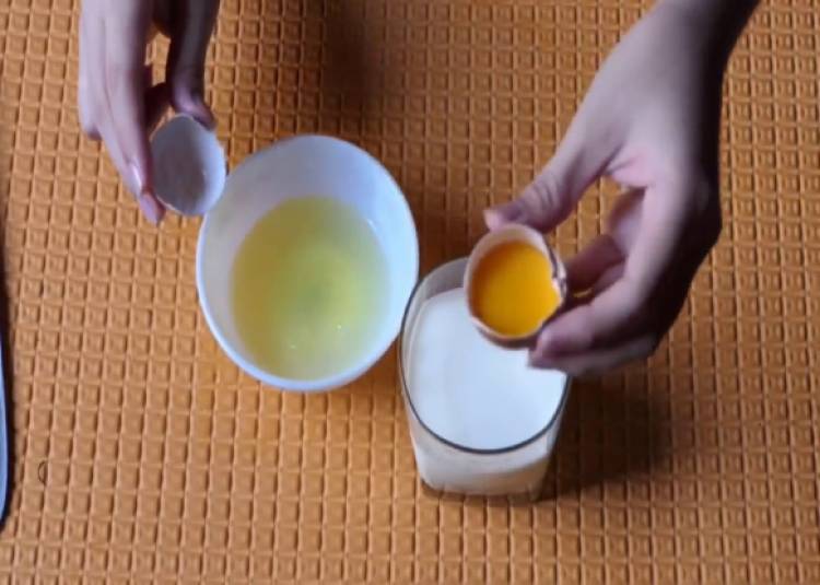 रोज दूध में कच्चा अंडा मिलाकर पिएंगे तो क्या होगा? जानिए खास बातें